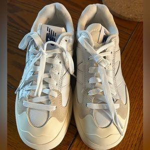 NWOT New Balance CT302